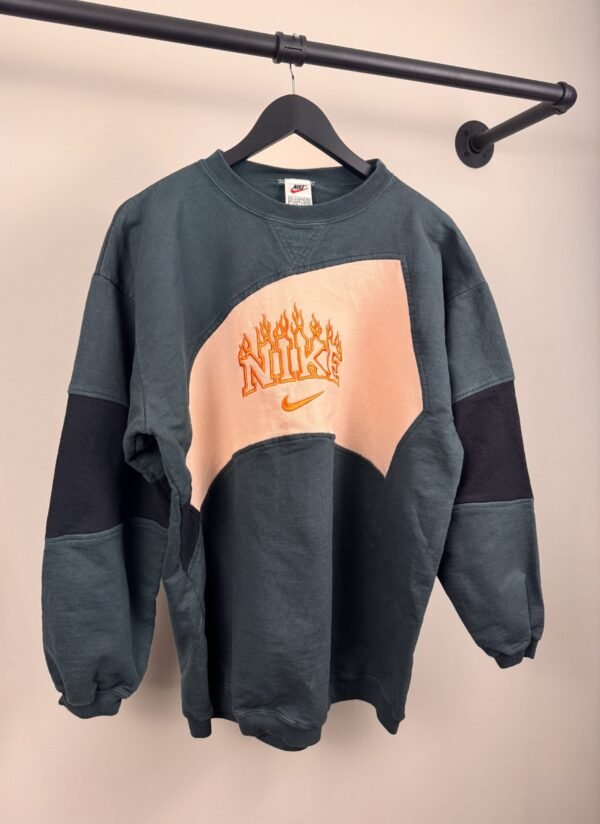 Nike reworked (XL)